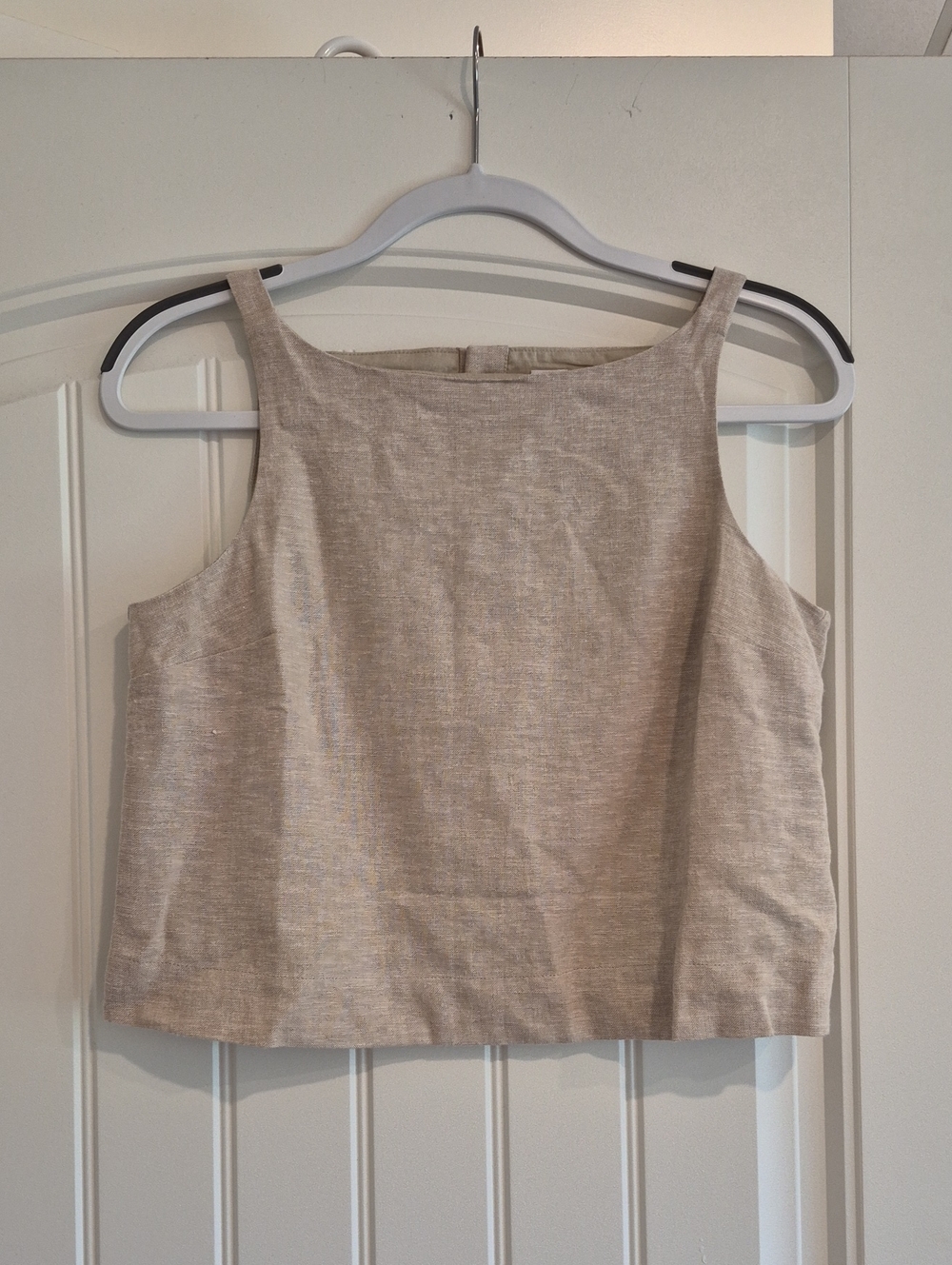 GAP Neutral Taupe Sleeveless Crop Tank Top